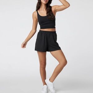 Vuori Women Boyfriend Short Small Black Heather